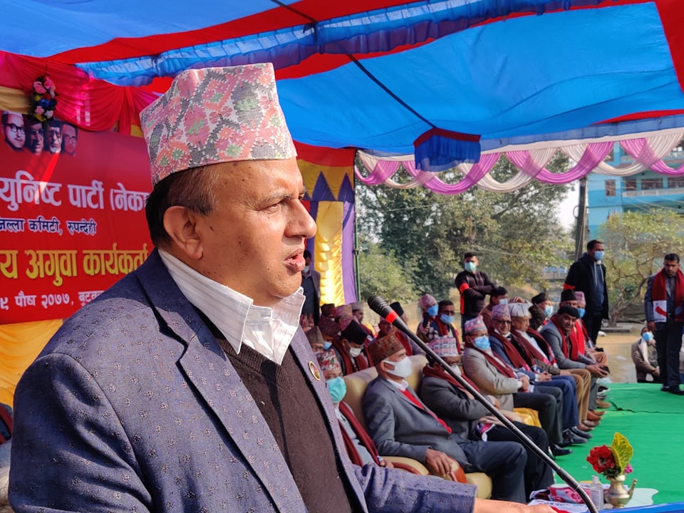 पूर्वएमालेको अन्तरविरोधमा खेलेर प्रचण्डले पार्टी कब्जा गर्न खोजेः शंकर पोखरेल 